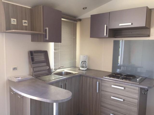Céline Mobil home Port-la-Nouvelle Esterno foto